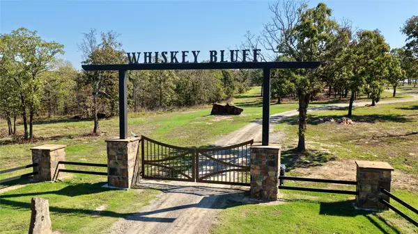 2 Old No.7 Trail, Eufaula, OK 74432