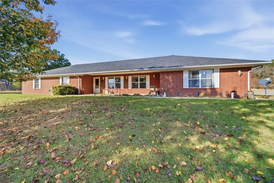 2800 NW 1010th Avenue, Wilburton, OK 74578 - #3