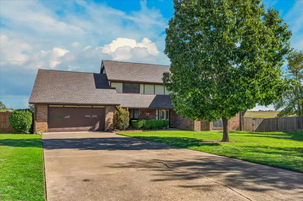 438 Chisholm Circle, Bartlesville, OK 74006