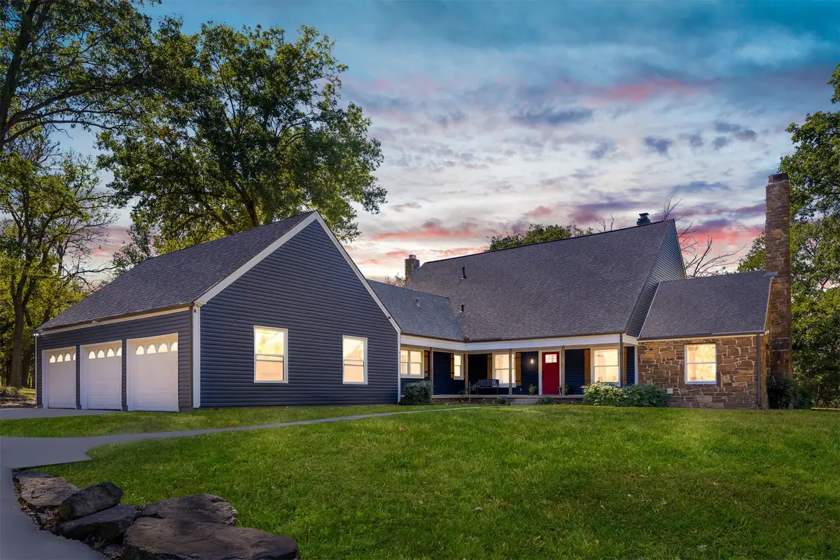 2901 N Lowry Lane, Claremore, OK 74017 - #1