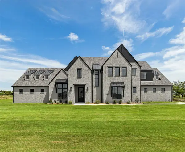 8323 E 111th Street, Owasso, OK 74055