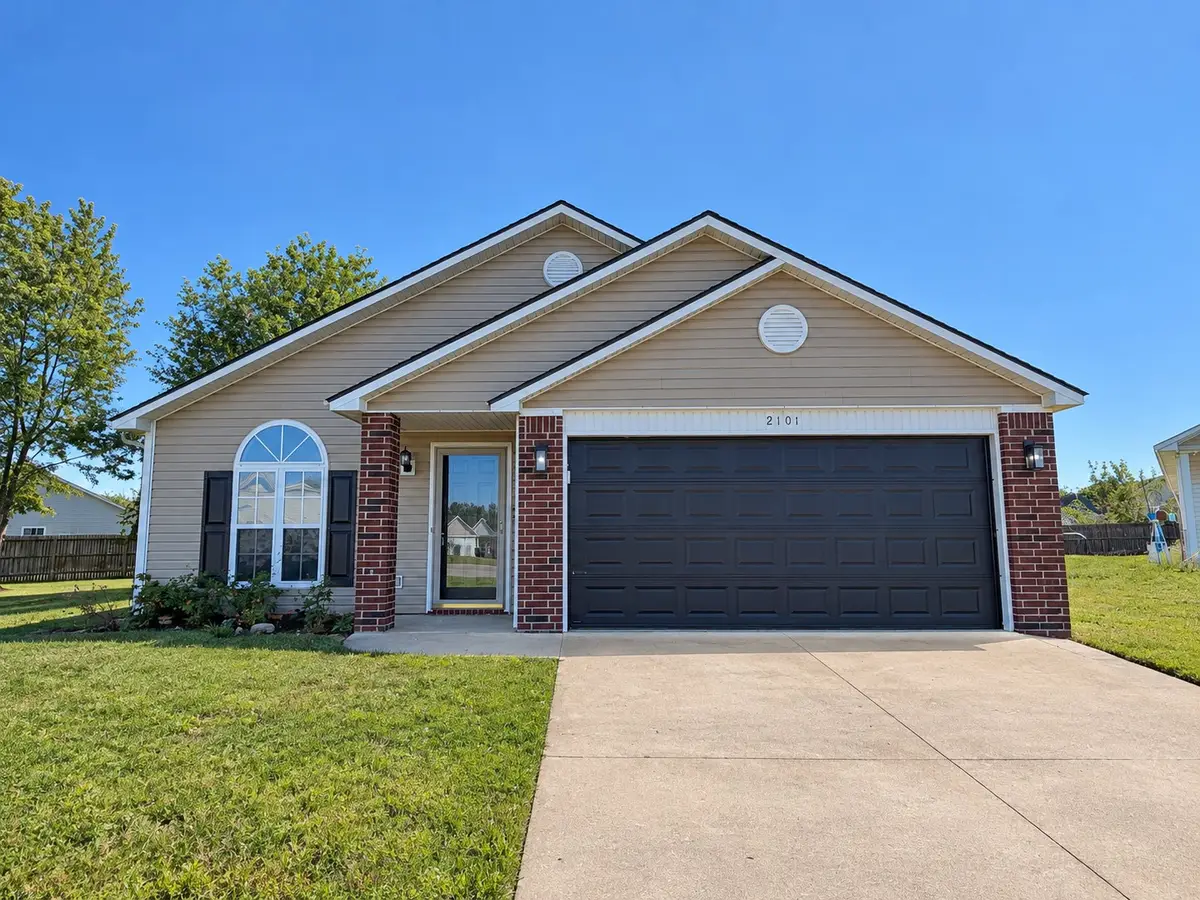 2101 Greenbrier Circle, Claremore, OK 74017 - #1