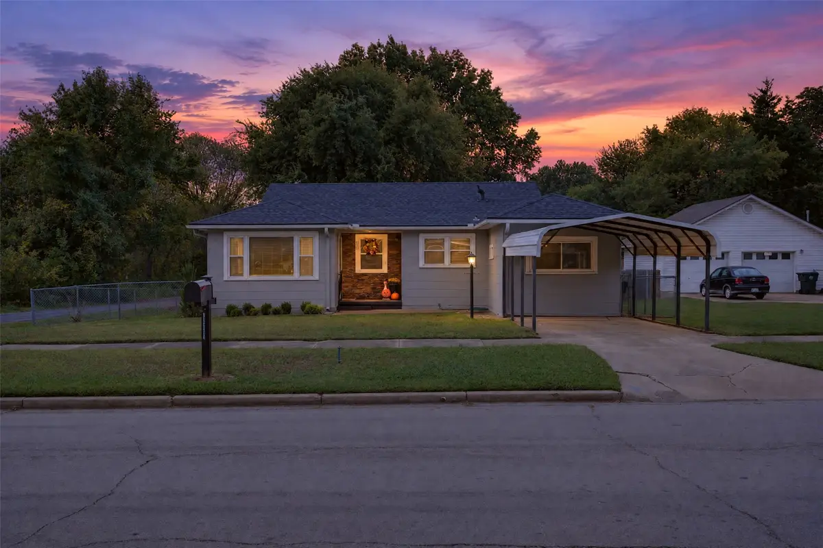 215 S P Street, Muskogee, OK 74403 - #1