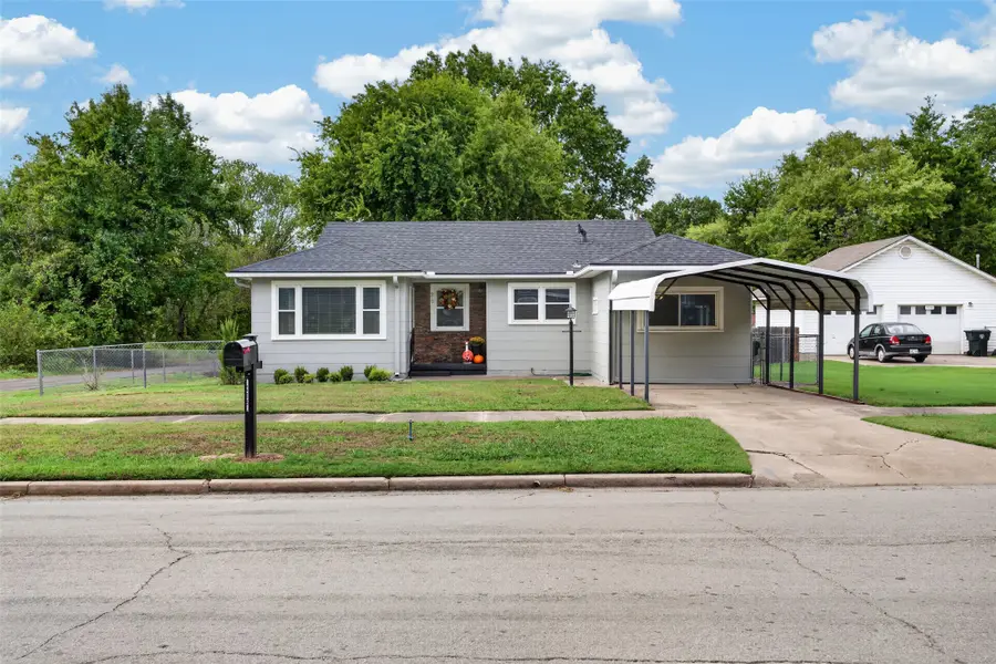 215 S P Street, Muskogee, OK 74403 - #3