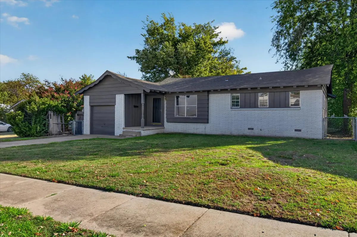 2133 S 80th East Avenue, Tulsa, OK 74129 - #1