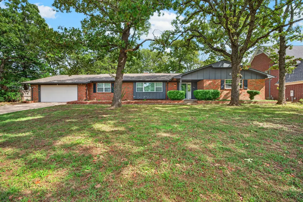 204 S Morrison, Ada, OK 74820 - #1