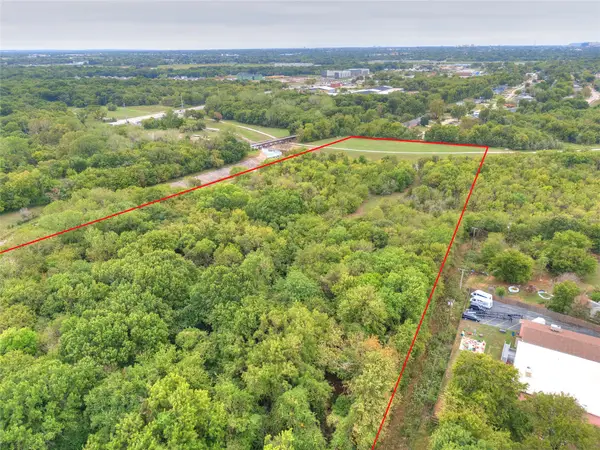 E 43rd Street, Tulsa, OK 74106