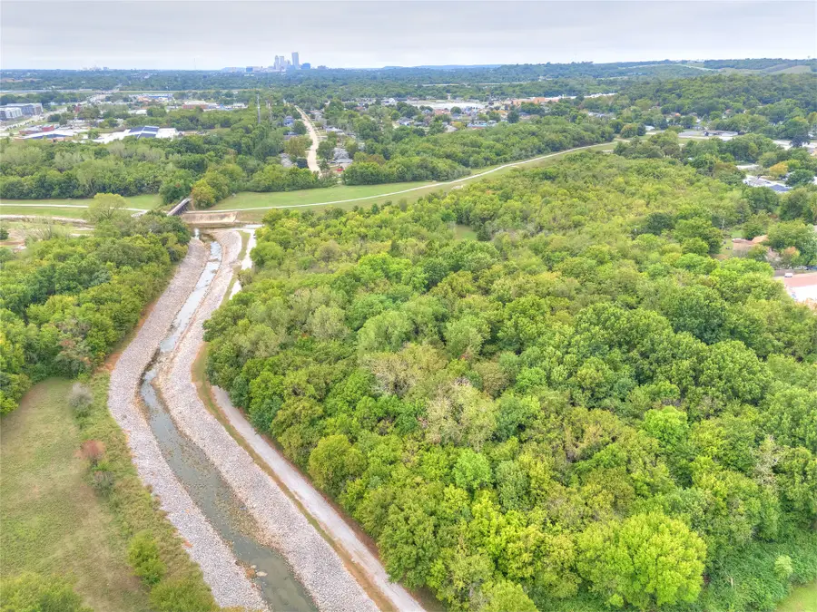 E 43rd Street, Tulsa, OK 74106 - #3