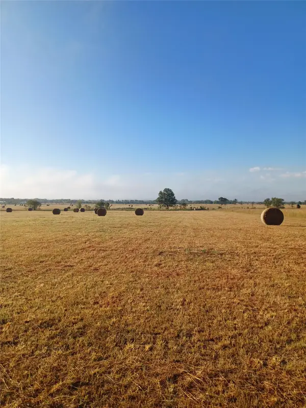 6183 Cypress Road, Henryetta, OK 74437