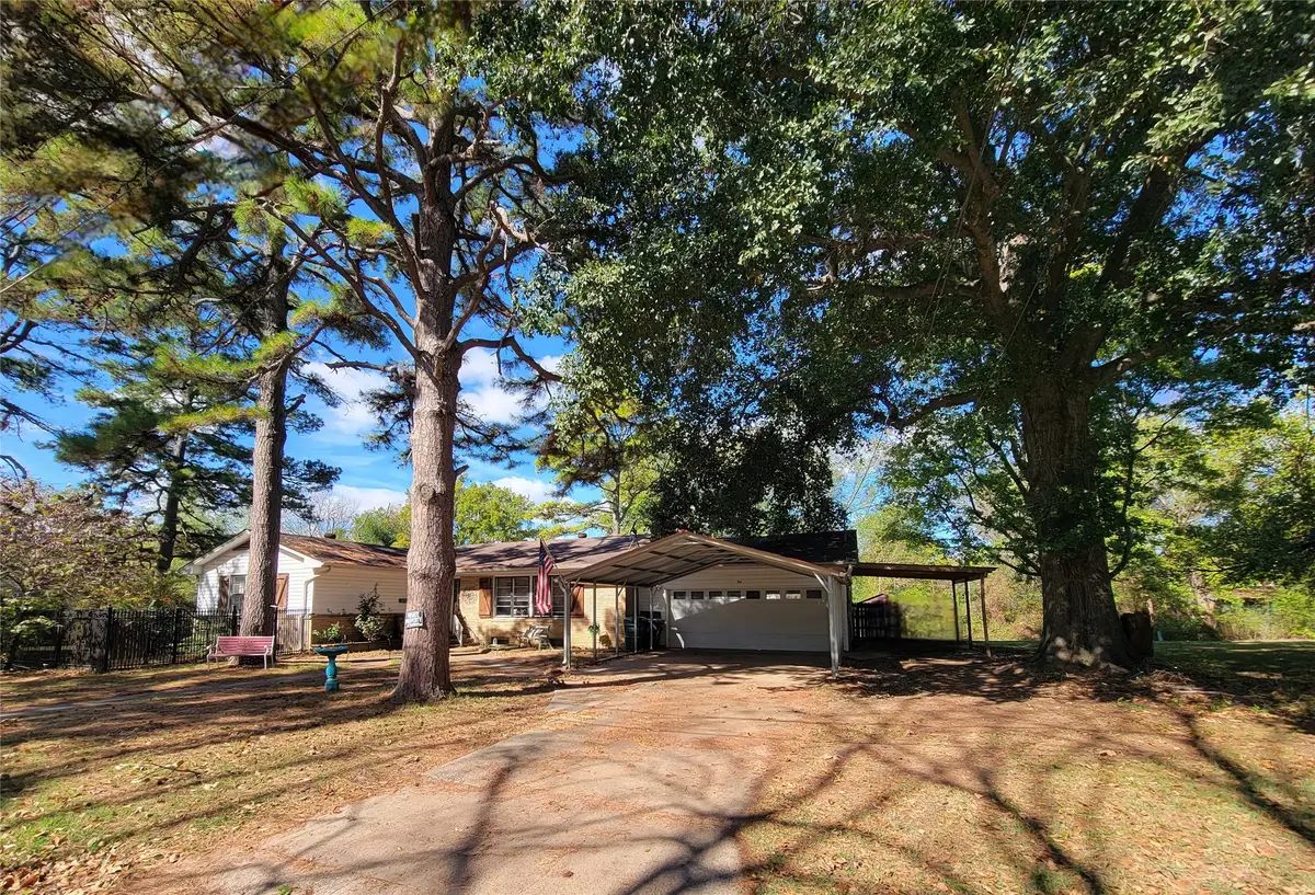 311 S Elm Street, Sallisaw, OK 74955 - #1