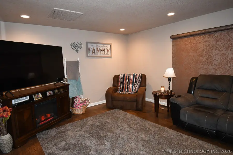 311 S Elm Street, Sallisaw, OK 74955 - #3