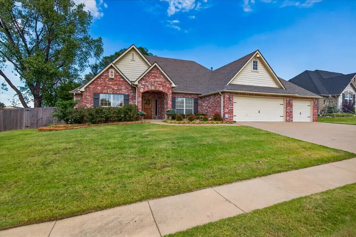 5800 Tower Court, Bartlesville, OK 74006 - #1