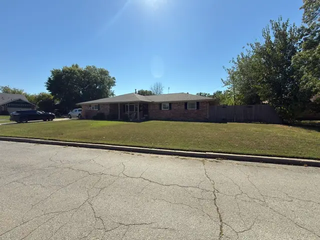 9270 E 32nd Place, Tulsa, OK 74145 - #1