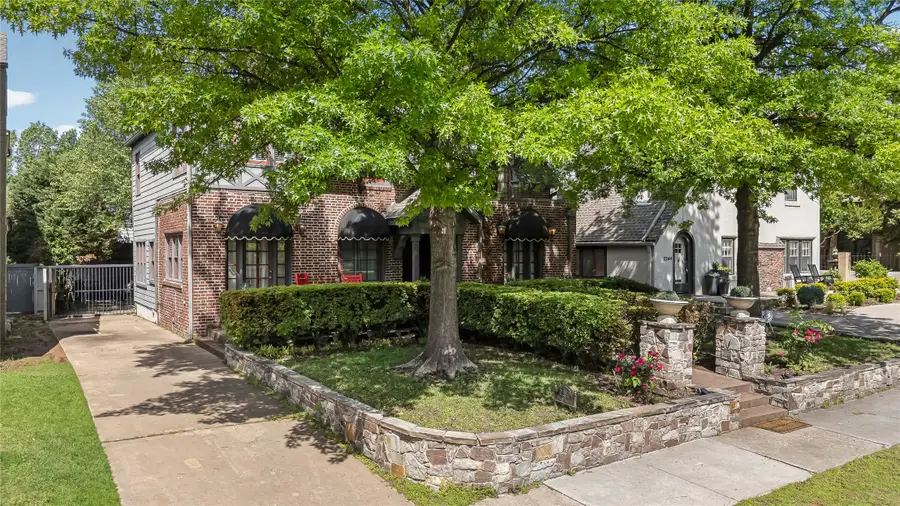 2252 S Troost Avenue, Tulsa, OK 74114 - #2