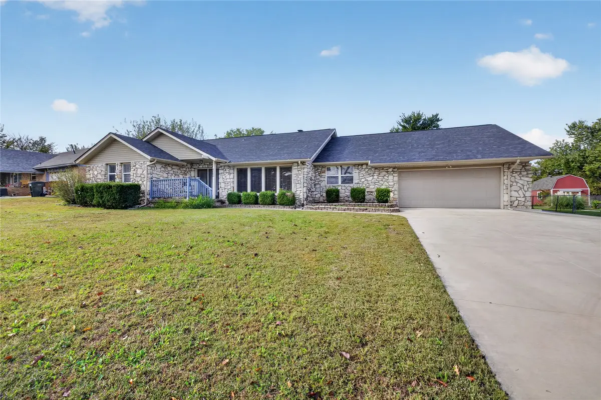 122 Lakeview Drive, Mannford, OK 74044 - #1