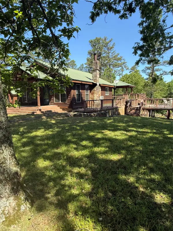 932 61276 Road, Broken Bow, OK 74728