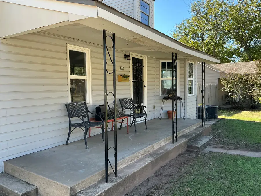 726 W Apache, Purcell, OK 73080 - #2