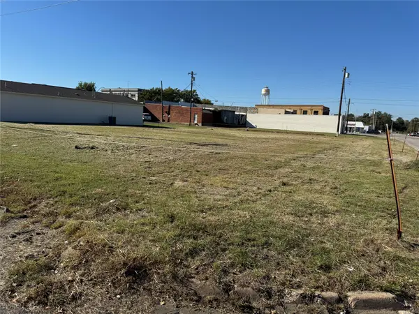 E Taliaferro Street, Madill, OK 73446
