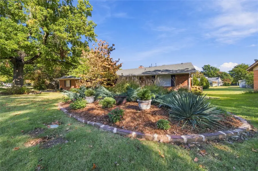 3933 S Delaware Place, Tulsa, OK 74105 - #2