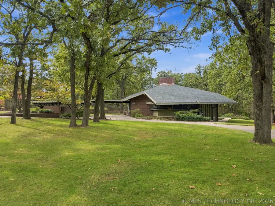 3411 Wildwood Court, Bartlesville, OK 74006 - #2