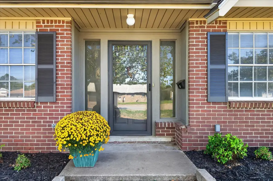 730 Crestland Drive, Bartlesville, OK 74006 - #2