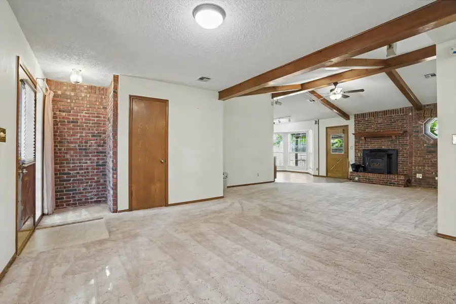 1212 N Douglas Drive, Claremore, OK 74017 - #2