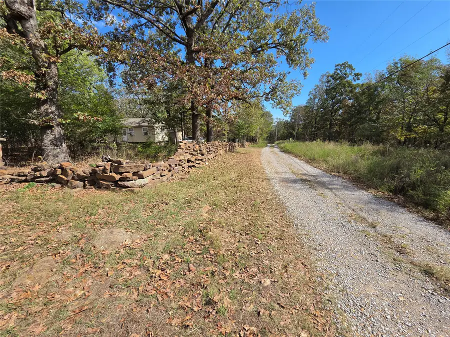 211 W Hulbert Drive, Hulbert, OK 74441 - #2