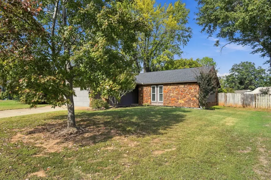 136 W Jefferson Street, Broken Arrow, OK 74011 - #2