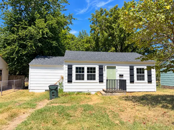 415 E 20th Street, Okmulgee, OK 74447