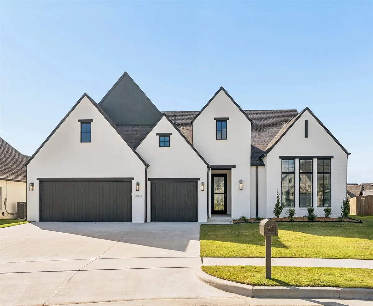 2803 W Tucson Court, Broken Arrow, OK 74011 - #1