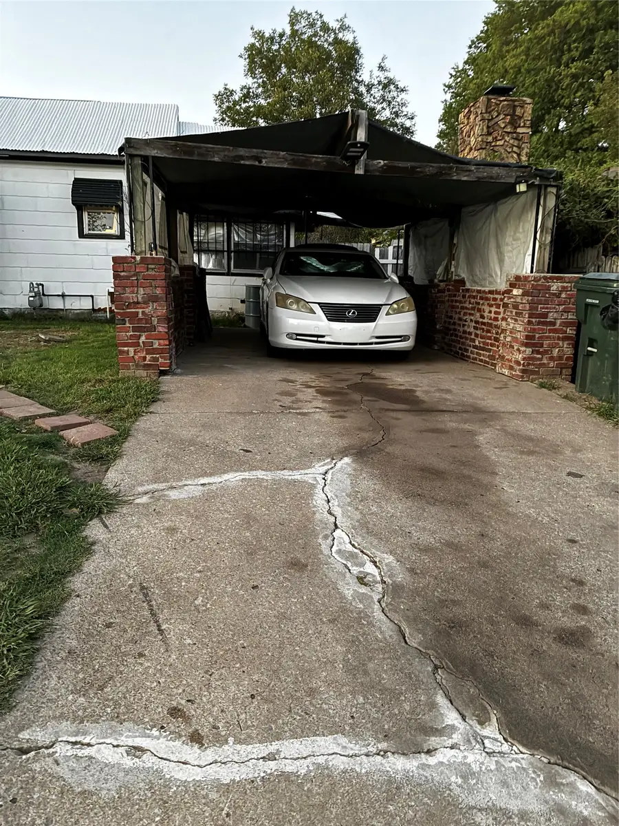 624 Howard Street, Muskogee, OK 74401 - #2