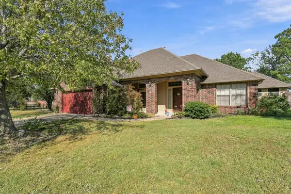 6304 E Galveston Street, Broken Arrow, OK 74014
