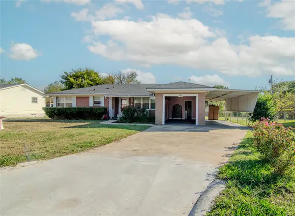 829 W 22nd, Ada, OK 74820