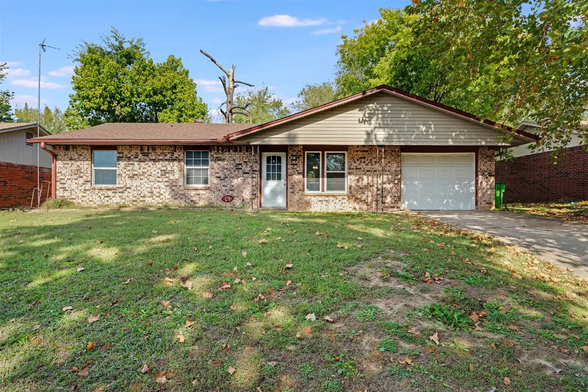 307 E Cloud Street, Bristow, OK 74010 - #1