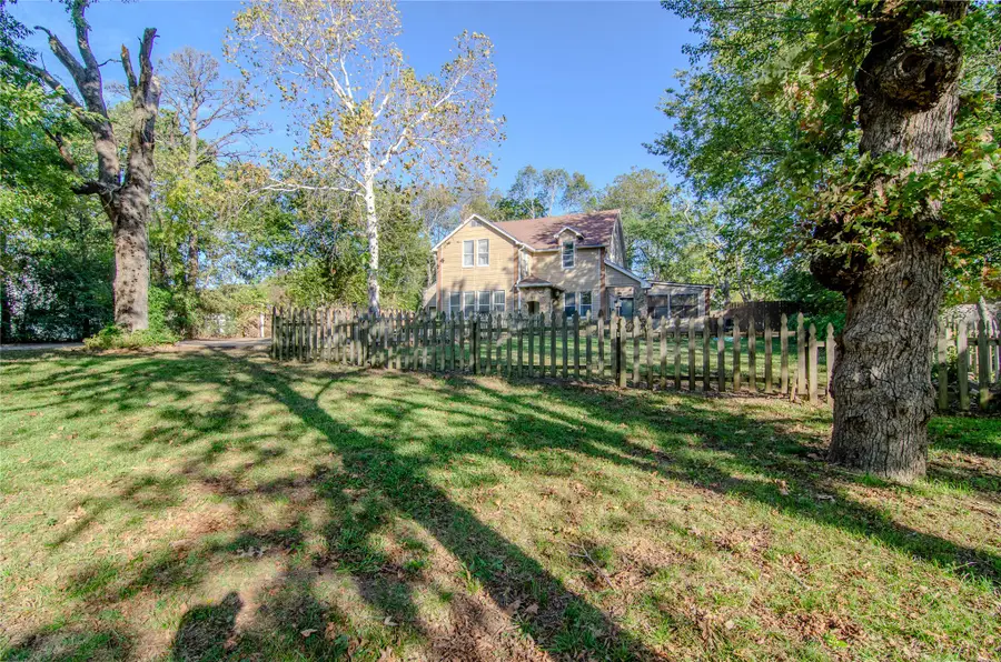 816 E 18th, Ada, OK 74820 - #3