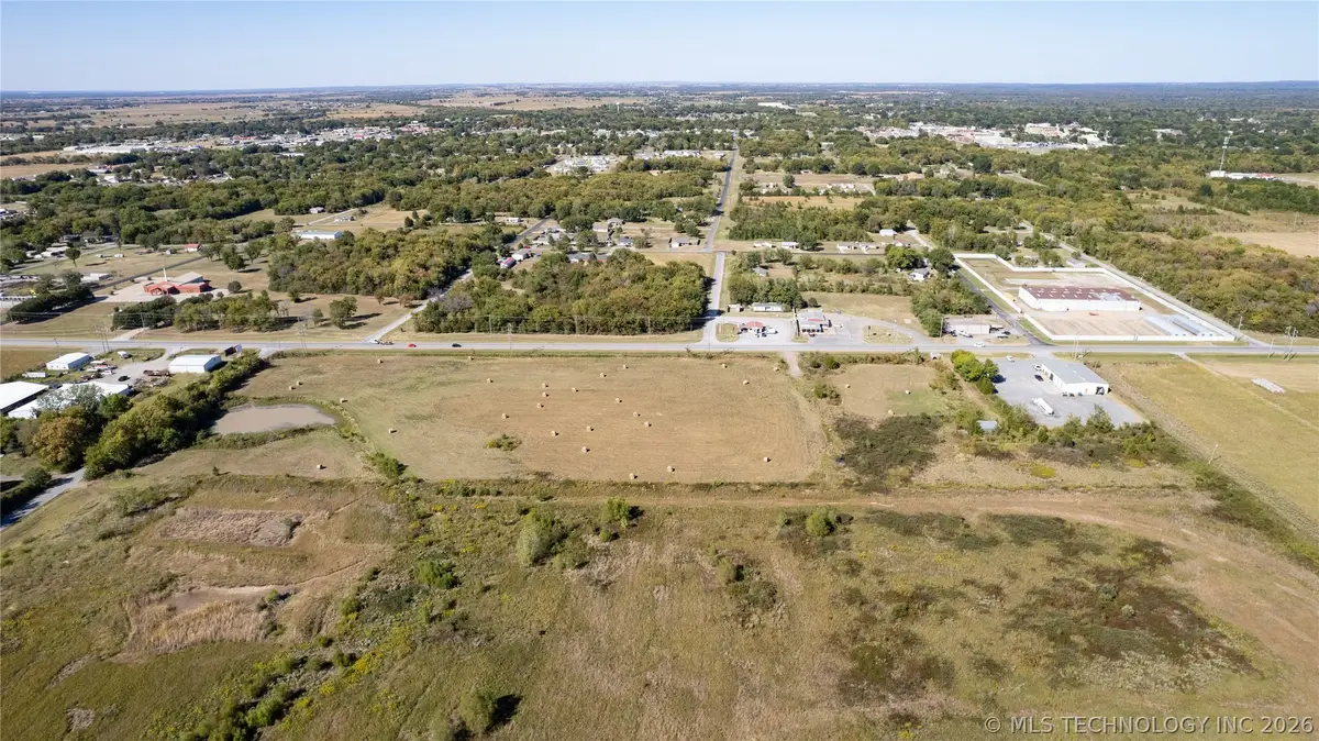 SW 15th Street, Wagoner, OK 74467 - #1