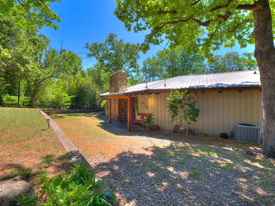 370 N Bk 1600, Stigler, OK 74462 - #2