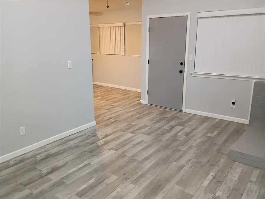10913 E 11th Place #8-2C, Tulsa, OK 74128 - #2