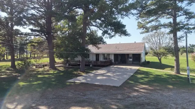 11852 155th Road Ne, Red Oak, OK 74563 - #1