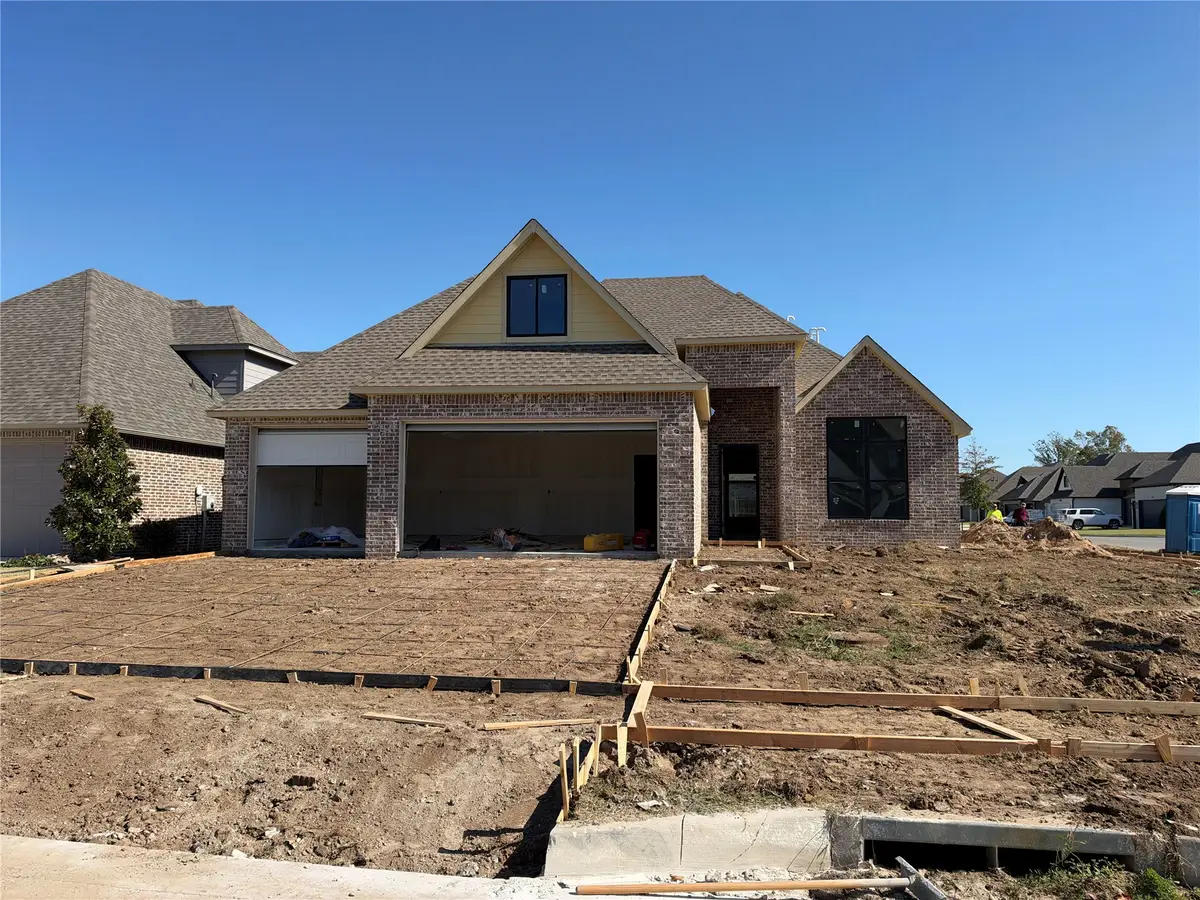 6917 S Willow Avenue, Broken Arrow, OK 74011 - #1