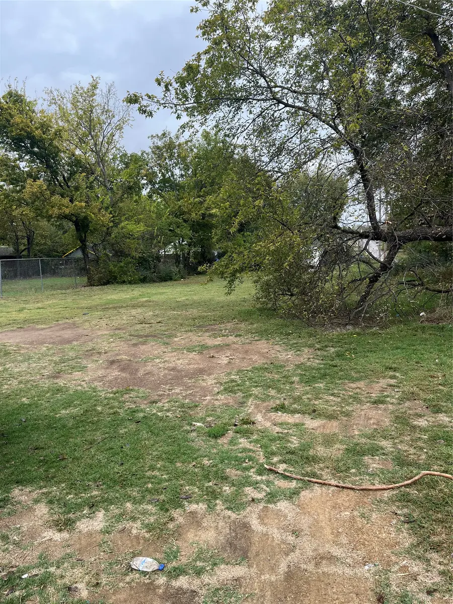 1043 E Zion Street, Tulsa, OK 74106 - #2