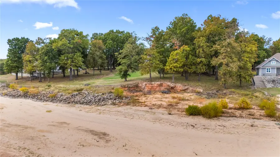16 S Dover Estates Road, Eufaula, OK 74432 - #3