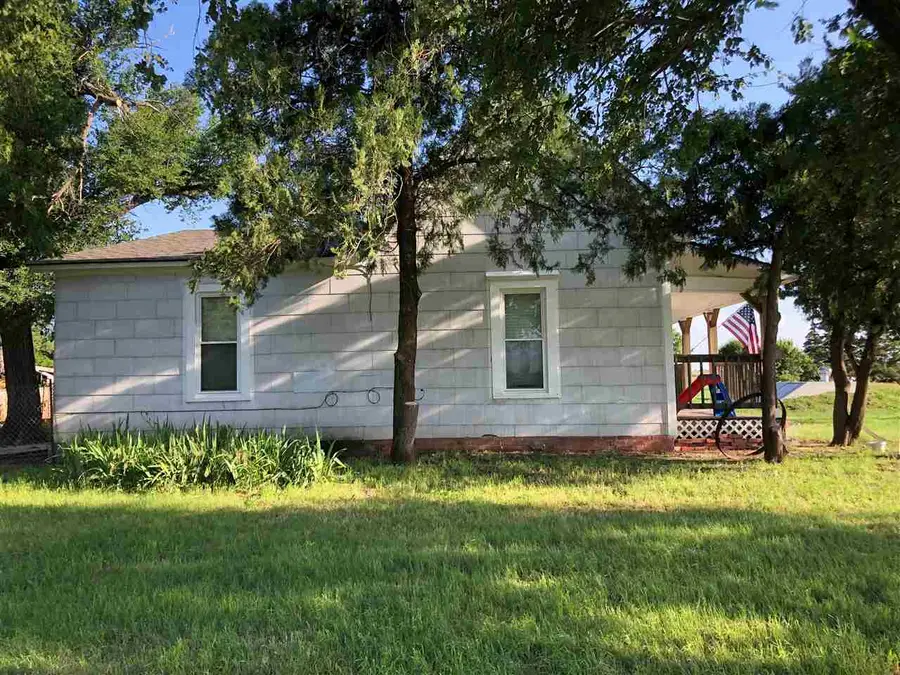 204 S Beaver St, Gage, OK 73843 - Image #2