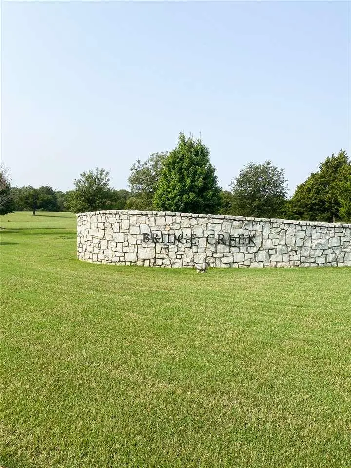 15 Elm Bridge Lane, Enid, OK 73703 - Image #1