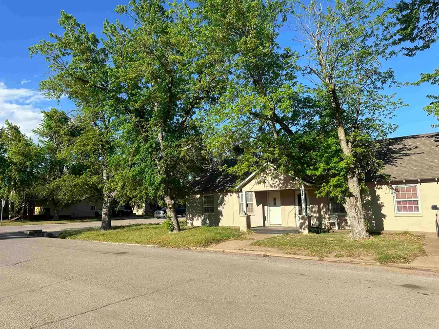 114 N Leach, Watonga, OK 73772 - Image #2