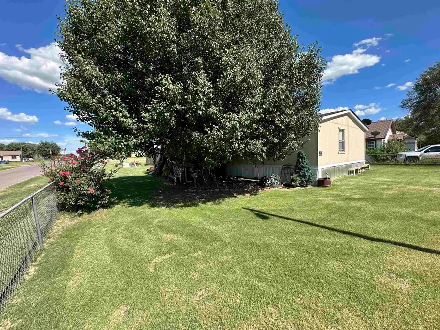 305 W First St, Seiling, OK 73663 - Image #3