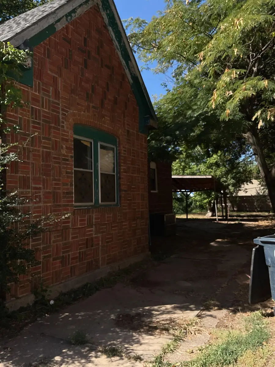 442 N Davis, Enid, OK 73701 - Image #2