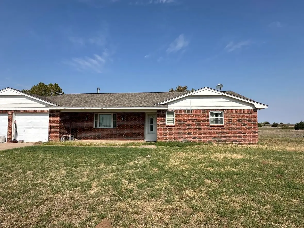 205826 E County Road 49, Sharon, OK 73857 - Image #1