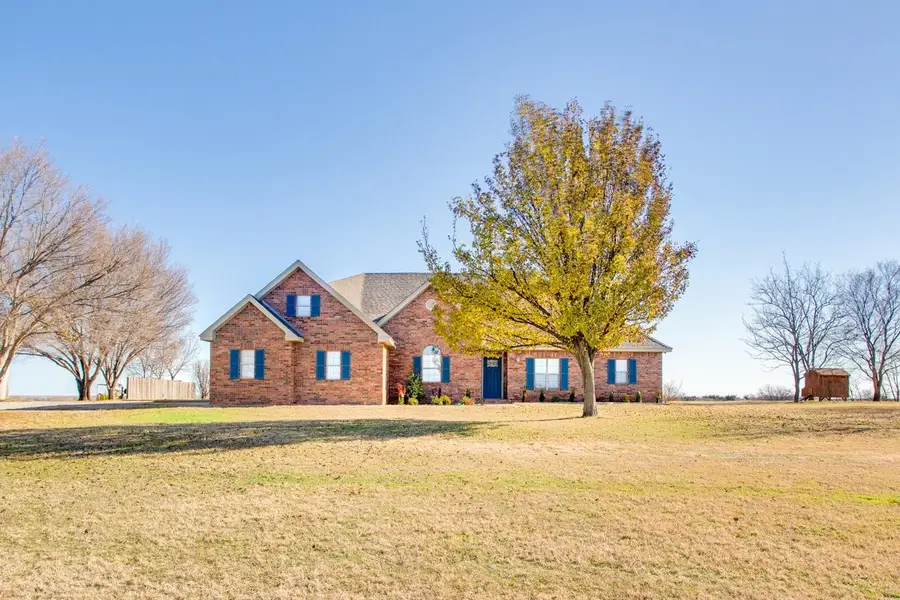 9217 N Van Buren St, Enid, OK 73703-1232 - Image #2