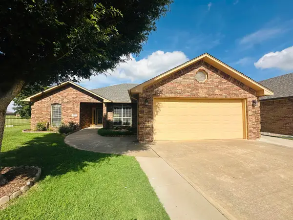 1109 Remington Ct, Enid, OK 73703